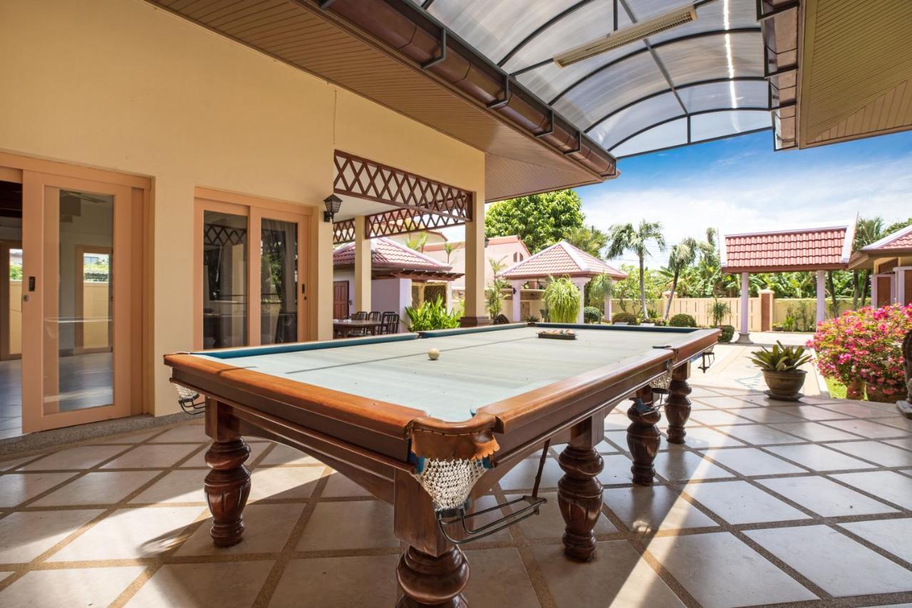 Beautiful 5Br Villa Felicity, Pool & Garden, Near Naiharn Rawai 외부 사진
