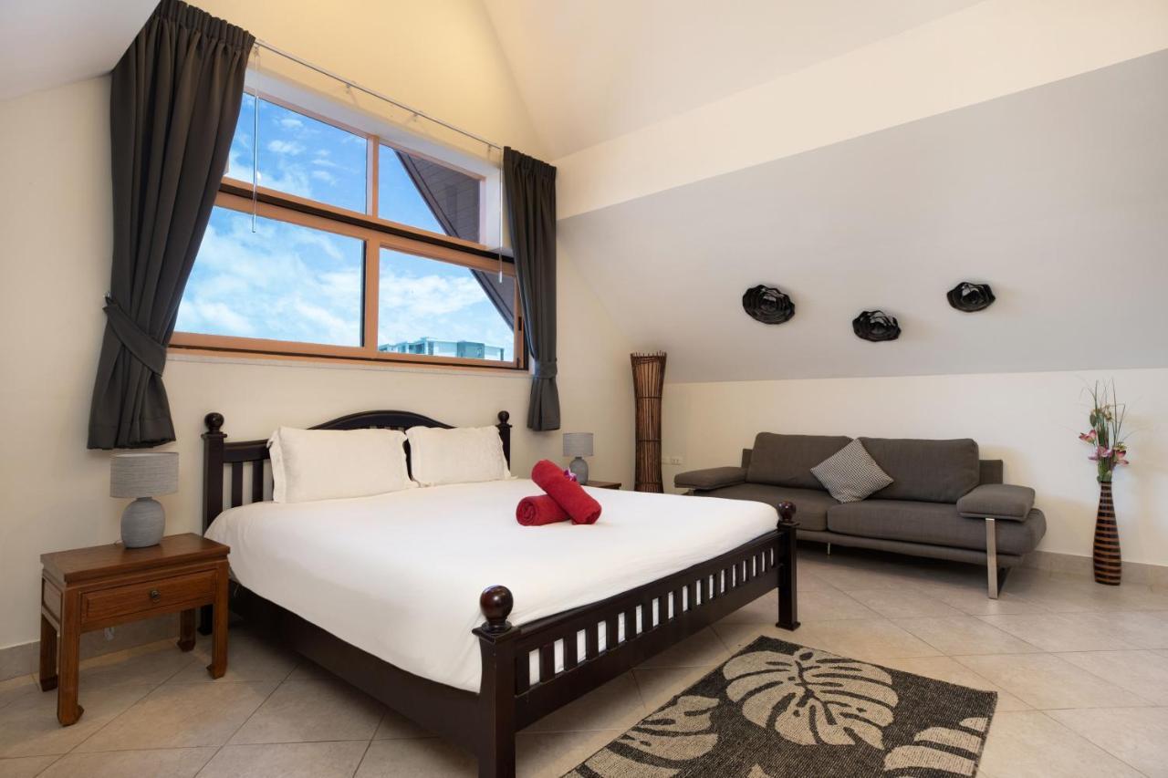Beautiful 5Br Villa Felicity, Pool & Garden, Near Naiharn Rawai 외부 사진